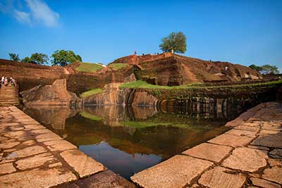 Sri Lanka Sigiriya Rock | elephanttoe.com