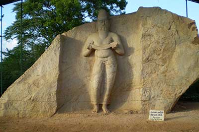 Parakramabahu polonnaruwa | elephanttoe.com