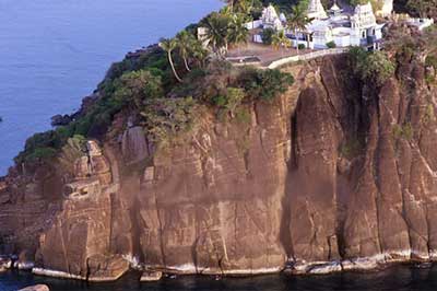 Hindu Temple Koneshwaram | elephanttoe.com