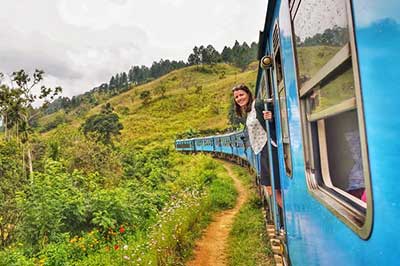 Ella Train Sri Lanka | elephanttoe.com