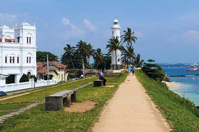 Galle Light House  | elephanttoe.com