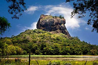 Rock Sigiriya | elephanttoe.com